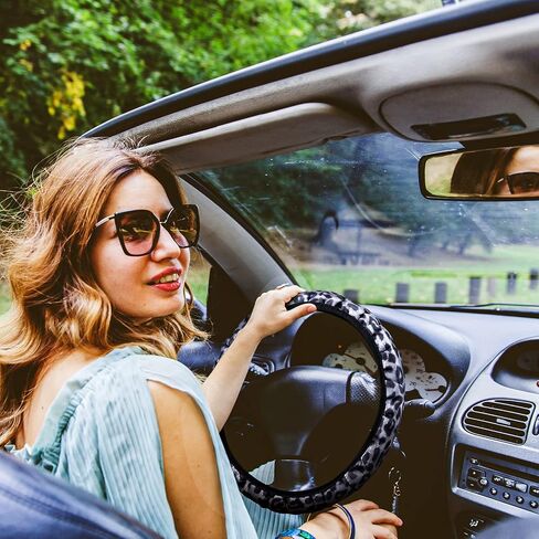 15 قطعة من إكسسوارات السيارات الفهد مجموعة أغطية مقاعد مطبوعة الفهد مجموعة كاملة أسود رمادي ليوبارد غطاء عجلة القيادة مسند الذراع وسادة السيارة حاملي حزام الأمان منصات المفاتيح العالمي ديكور السيارة الداخلي in Saudi Arabia