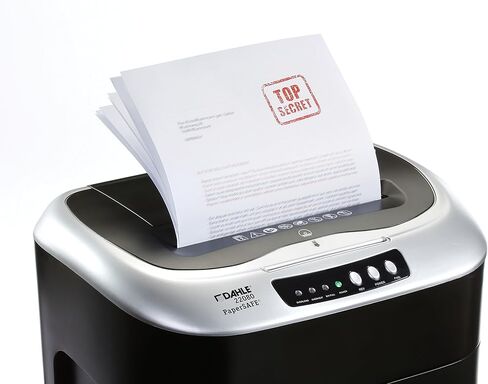 Dahle PaperSAFE 22080 آلة تمزيق الورق ذات التغذية التلقائية، خالية من الزيت، صينية سعة 80 ورقة، مستوى الأمان P-4، تمزيق الأقراص المضغوطة، وبطاقات الائتمان ومشابك الورق in Kuwait