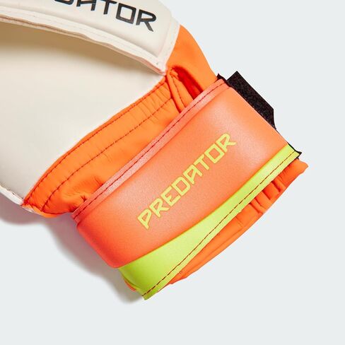 adidas Match Fingersave Predator Goalie Gloves in Saudi Arabia