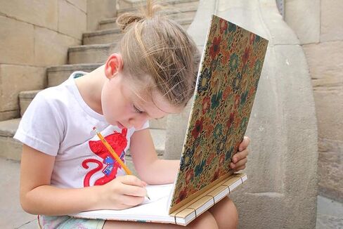 Trail maker Pencils, 200 Count Wood Cased Unsharpened #2 Yellow Pencils in Bulk for School Supplies, Teacher Supplies, Classroom, Kids, Office in Saudi Arabia