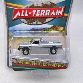 Green Light - 35290-F - Model 1992 DOD ge Ram D250 Power Ram Lifted with Rollbar - 7cm Scale 1/64 Truck Diecast Model Car