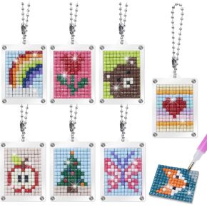 Temlum 8pcs Small Diamond Painting Keychain Kit, Make Your Own Pixel Keying Diamond Art Painting Kit for Beginners, Adults Art Craft Supplies