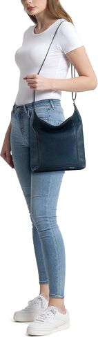 The Sak De Young Crossbody in Saudi Arabia