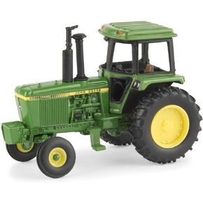 John Deere 1/64 4440 with FFA Logo
