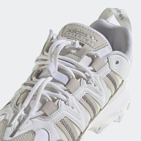 حذاء أديداس Hyperturf Adventure للرجال، بيج، مقاس 9.5 in Saudi Arabia