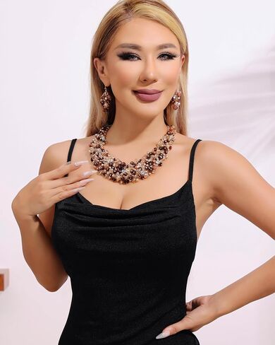 طقم اقراط وقلادة ذات ياقة مكتنزة كريستال من بوكار هدية للنساء (NK-10260-set) in Kuwait