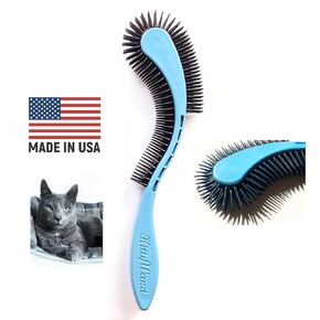 (Pink) Innovative brush design provides nurturing stress free grooming. Multi brush contours soothes while removing hair. For a happy cats.