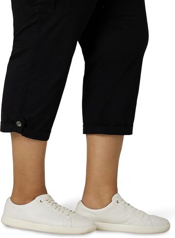Lee Women's Ultra Lux Comfort with Flex-to-Go Cargo Capri Pant in Kuwait