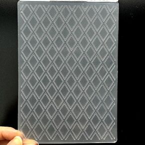 3D Plastic Embossing Folder Template Diamond Grid Pattern Texture A6 Size for Card Making DIY Scrapbooking Paper Crafting Handmade Crafts Scrapbooking Arts Supplies Scrapbook Decor