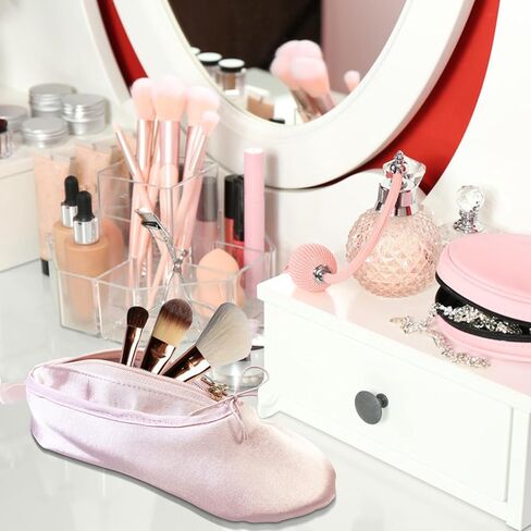 شنطة مكياج للبنات بتصميم حذاء الباليه من بي دبليو كيو اي اي او ان سي، شنطة مكياج ومستحضرات تجميل in Kuwait