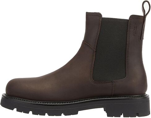 Vagabond Shoemakers Cameron Oily Nubuck Boot in Saudi Arabia