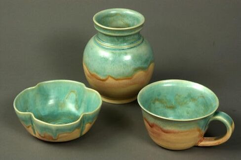 Coyote Clay & Color Coyote Clay - Gun Metal Green Glaze - MBG026 - Pint Cone 5-6 in Kuwait
