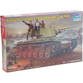 Trumpeter 1:35 KV-1 Russian (1942) Lightweight Cast Tank Model Kit for Ages 14+, 231 parts