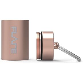 كبسولة Flare Audio كبيرة - ألومنيوم خفيف الوزن مع سلسلة مفاتيح لسدادات الأذن - سماعات الأذن وأجهزة السمع - حماية ضد الماء - ملحقات السفر - ذهبي وردي in Kuwait