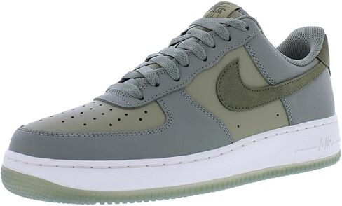 حذاء Nike Air Force 1'07 Lv8 للرجال مقاس 9.5 in Saudi Arabia