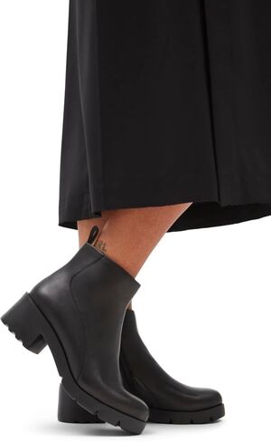 Camper Women's Wanda K400228 Ankle Boot, Black, 10 in Saudi Arabia