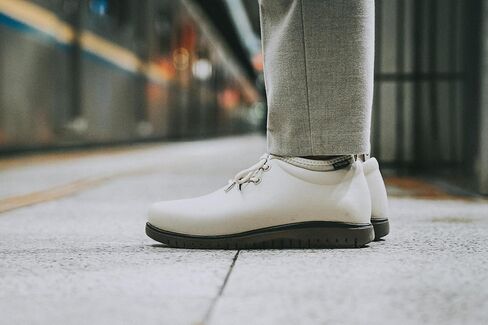 Ccilu XpreSole Panto للرجال منخفض أعلى الكاحل أحذية صديقة للبيئة مضادة للانزلاق أحذية المطر خفيفة الوزن in Kuwait