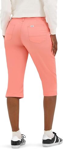 بنطال كابري مريح للغاية للنساء من Lee مع سروال كابري مرن للاستخدام أثناء التنقل in Kuwait