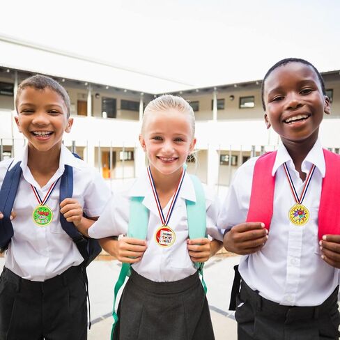 200 قطعة من ميداليات اليوم 100 للمدرسة، ميداليات متنوعة لجوائز للأطفال، جائزة جائزة الكأس البلاستيكية للفصل الدراسي، 100 يوم من المدرسة، ديكورات حفلات الجمباز، مكافأة مسابقة الجمباز in Kuwait