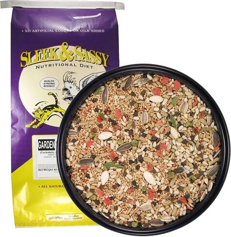 SLEEK & SASSY Garden Small Hookbill No Sunflower Bird Food for Lovebirds, Cockatiels, Quaker Parrots & Small Conures (4 lbs.) in Saudi Arabia