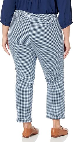 Tommy Hilfiger Women's Relaxed Fit Hampton Chino Pant in Saudi Arabia