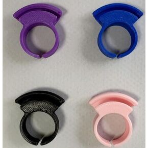 JILINWEI Crochet Tension Ring,4Pcs Yarn Ring Guide,Plastic Finger Yarn Tension Ring Guide,Yarn Splitter