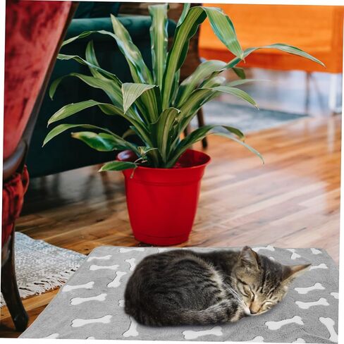 YARNOW Pet Bed Blanket Fleece Blanket for Dogs Cats Warm Soft Portable Multi-Size in Kuwait
