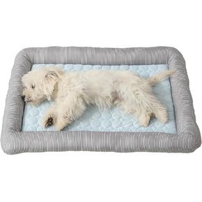 حصيرة تبريد الحيوانات الأليفة Varmtor مع تصميم مبطن ، حدود مخططة ، متوفرة باللون الأزرق والوردي والرمادي (القهوة ، المتوسطة) in Kuwait