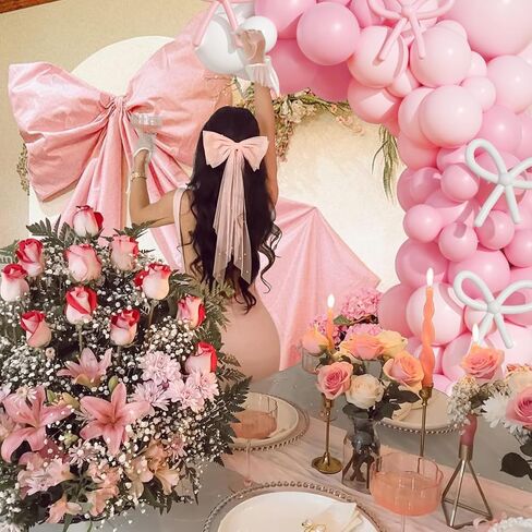 زخارف عيد ميلاد Coquette ، 149 PCS Pink and White Bow Bowon Garland Arch Kit for Wedding Bridal Baby Shower Decorations in Kuwait