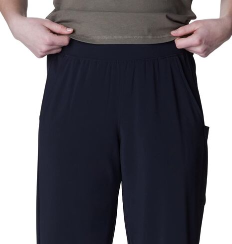 Columbia Women's Anytime Flex Capri in Saudi Arabia