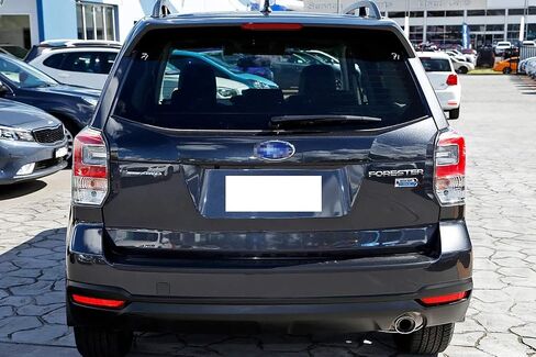 iJDMTOY Red Lens Rear Bumper Reflector Lenses Compatible With 2009-2018 Subaru Forester, OE-Spec LH RH Assembly in Kuwait