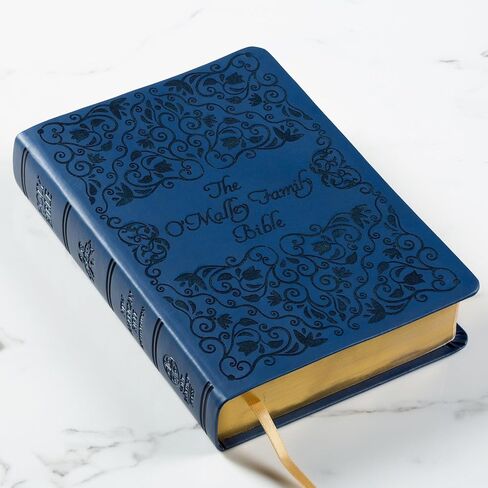 الكتاب المقدس العائلي المخصص-NAB-RE EDITION-مثل غطاء مثل SCROLL MOTIF-نقش مخصص-هدية العائلة الكاثوليكية الإرثية لحفلات الزفاف ، الذكرى السنوية ، إضافة اسم العائلة مجانًا (أسود ، قياسي) in Kuwait