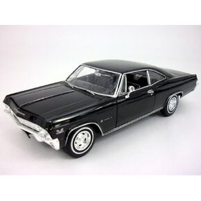 Impala (1965) SS 396 1/24 Scale Diecast Metal Car Model - Black