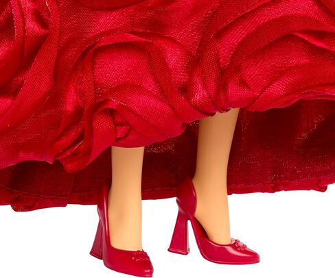 أحفاد Mattel Disney: The Rise of Red Queen of Hearts Fashion Doll مع ثوب رويال وملحق in Kuwait