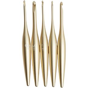 Furls Crochet Hook, Gold Streamline Metal Matte Finish & Polished, Ergonomic Handle Crochet Hooks 7" (Polished, K - 6.50mm)