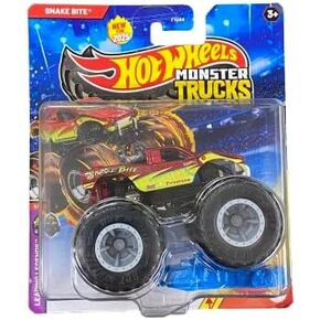Hot Wheels Monster Trucks Snake Bite, Leading Legends 4/7, Includes Crushed Car, Diecast