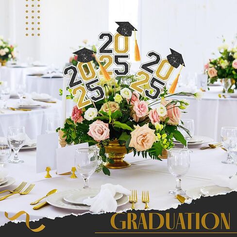 10 PCS TABLE CARGETING CENTERSES مع شرابات ، فئة 2025 تقع تختار CAP CUPCAKE CUPCAKE لتوفيات الديكور المركزية للحفلات (الأزرق والذهبي) in Kuwait