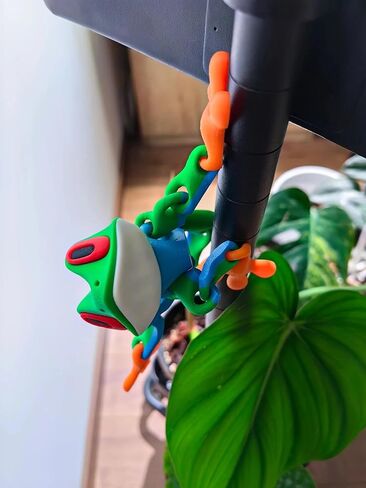 ثلاثية الأبعاد المطبوعة المغناطيسية ، التماثيل ثلاثية الأبعاد ، الضفدع المزيف ، الحيوانات المطبوعة ثلاثية الأبعاد المفصلية ، تململ ثلاثية المطبوعة لديكور مغناطيس الثلاجة ، ديكور مراقبة الكمبيوتر (أخضر 15 سم) in Kuwait