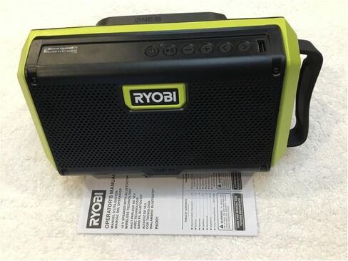 Ryobii PAD01B 18V 18 Volt One+ مكبر صوت بلوتوث محمول مع منفذ شحن USB in Kuwait