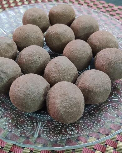 كرات الطين الأحمر الكرز 200 جم in Saudi Arabia
