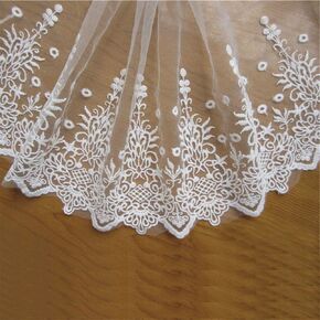 2 Yard Cotton Floral Eyelet Edge Lace Trim Ribbon Scallop Edging Cream Embroidered Fabric Vintage Knitting Tulle Border for Wedding Bridal Veil Dress Extender Curtain Valance Accessories 6 inch Wide