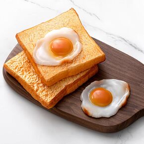 4 Pcs Fake Prop Food with Fake Bread and Fried Egg Realistic Artificial Simulation Toast Faux Cooked Egg Model for Home Kitchen Cabinet Desk Shops Party Decor Sample Display Photography Props