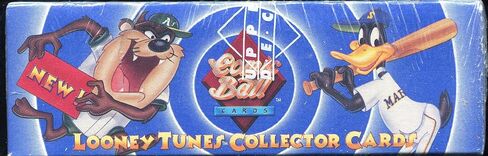 Warner Bros Comic Ball Series 1 Box Trading Cards Box in Kuwait