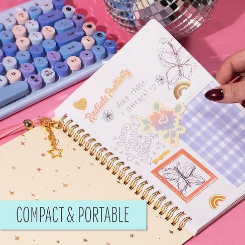 STMT D.I.Y. مجموعة دفتر اليومية ، مجموعة مجلة ذات 70 ورقة ، مجموعة من المجلات المقيدة ، أكثر من 35 مستلزمات قرطاسية ، بما في ذلك ملصقات المجلات والإطارات والقلم وسلسلة المفاتيح و Glue Stick & More ، Journaling Kit ، Girls Journal in Kuwait