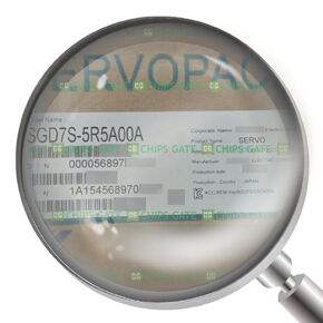 SGD7S-5R5A00A 1PCS New Servo Drive