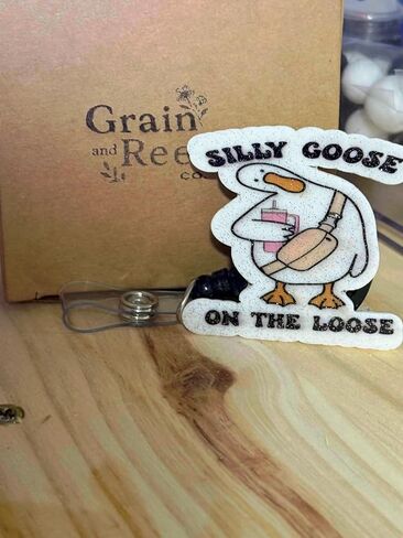Grain and Reel Silly Goose Retractable Badge Reel, Plastic ID Holder with Alligator Clip, 1.5 x 1.5 inches in Saudi Arabia