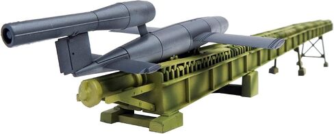 UA72033 1/72 الجيش الألماني V1 Flying Bomb & Catapult ، نموذج بلاستيكي ، لون مقولبة in Saudi Arabia