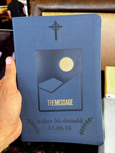 كتاب Printualist Personalized Gift Bible مع اسم محفور ، رسالة كتابية Deluxe Gift ، طباعة كبيرة ، رحلة منتصف الليل ، جلد فو in Kuwait