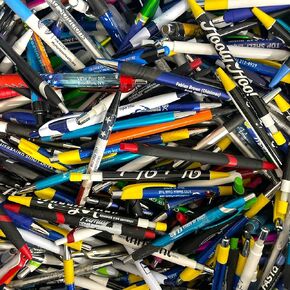 Wholesale Lot of 100 Mispring Ink Pens - Bulk Plastic Retractable BallPoint Pens - Mix of Black & Blue Ink Pens - Perfect for Schools, Work, Office, Restaurants