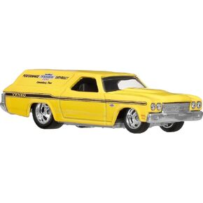 Hot Wheels Premium Car Culture Collectible Toy Car, 1:64 Scale Die-Cast '70 Chevelle SS Wagon, Fast Wagons Vehicle with Real Riders Tires